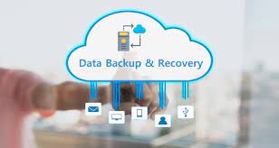 Graphic of data backup and data recovery process.